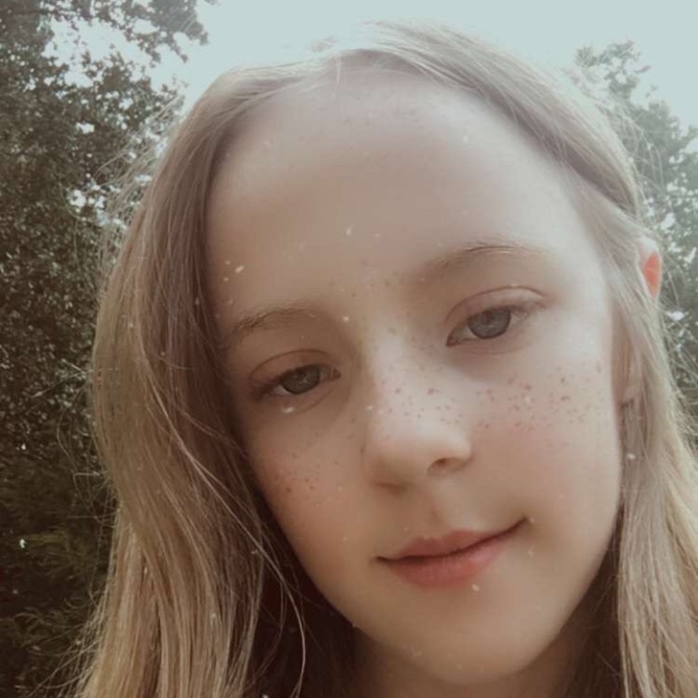 Meet your Posher, Danica